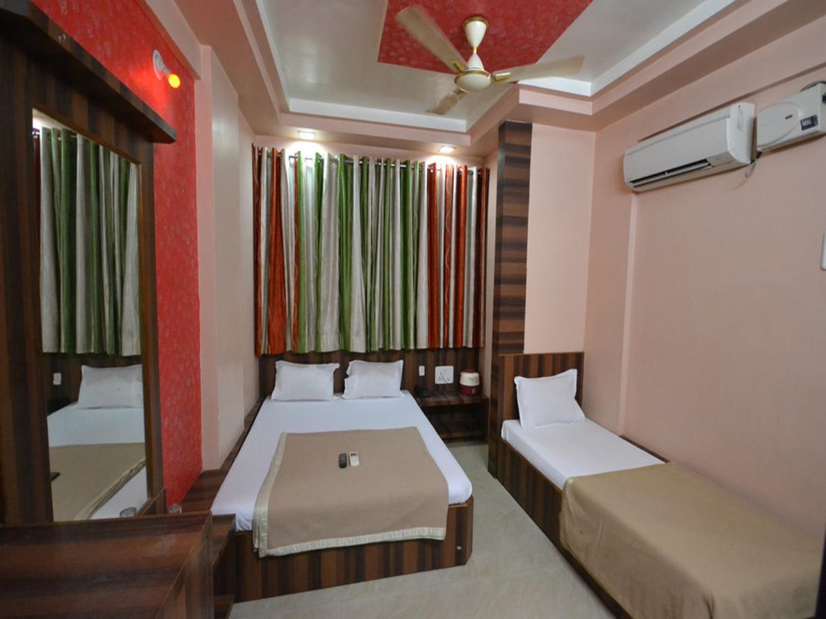 Hotel Sai Hari Prasad Shirdi Exterior foto